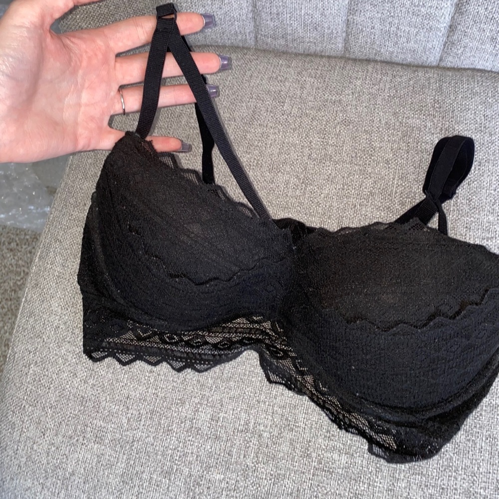VS Pink bra